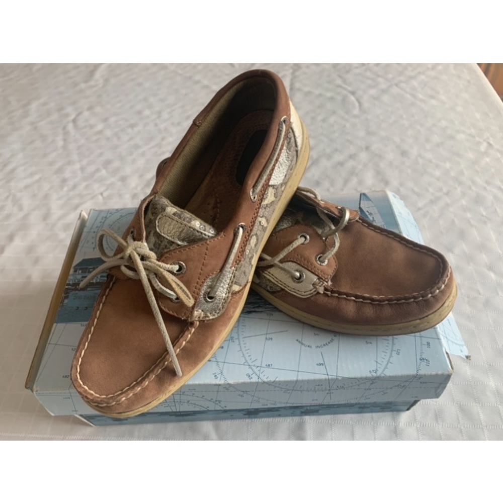 Ladies Sperry Boat Shoe.  Size 7.5